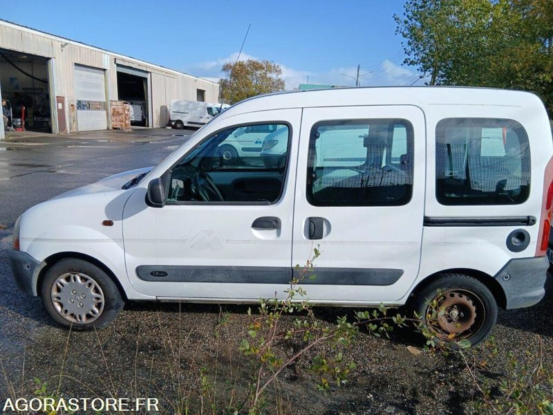 RENAULT KANGOO - 2002 - 115401km - Kleintransporter: das Bild 2 RENAULT KANGOO - 2002 - 115401km - Kleintransporter: das Bild 2