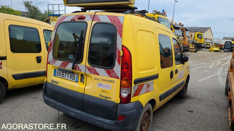RENAULT KANGOO - 2008 - 326900 KM - Kleintransporter: das Bild 4 RENAULT KANGOO - 2008 - 326900 KM - Kleintransporter: das Bild 4