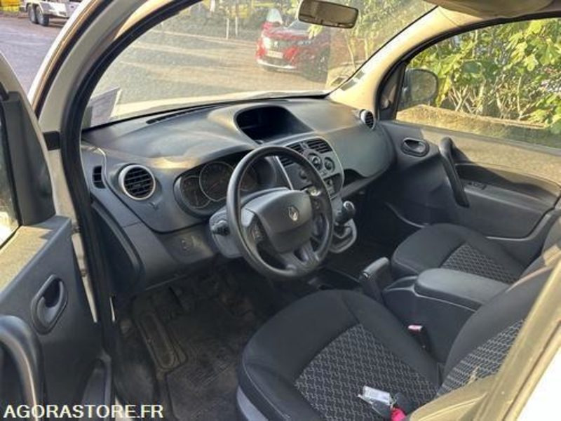 Kleintransporter RENAULT KANGOO - 2013 - 273002KM - CW508ZG: das Bild 19