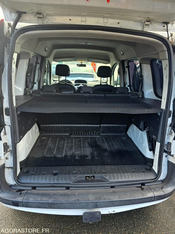 RENAULT KANGOO BJ 326 DF - 109223kms - 2011 - PKW: das Bild 3 RENAULT KANGOO BJ 326 DF - 109223kms - 2011 - PKW: das Bild 3