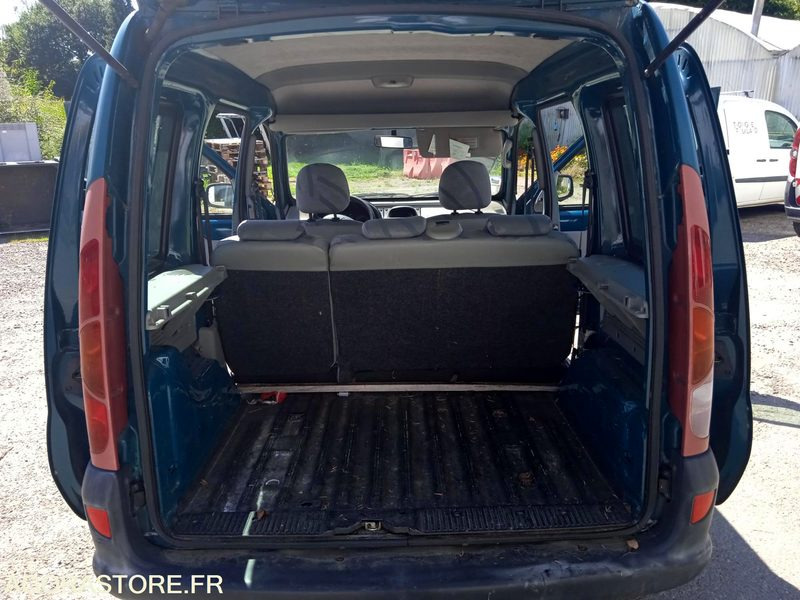 PKW RENAULT KANGOO: das Bild 7