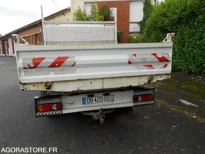 RENAULT MASTER BENNE - Kipper Transporter: das Bild 3 RENAULT MASTER BENNE - Kipper Transporter: das Bild 3