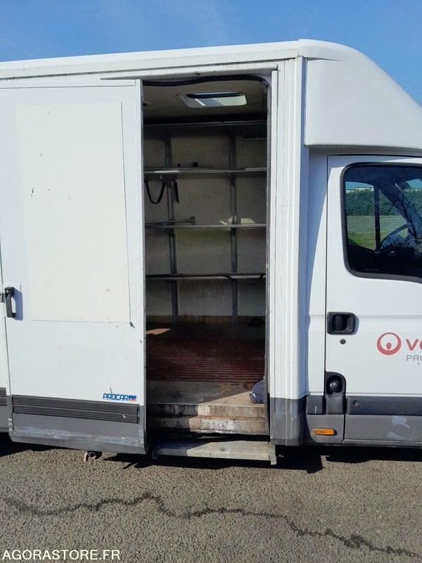 RENAULT MASTER GO - 2007 / 105461 KM (1311-VPIDF-66ICAM571X) - Kastenwagen: das Bild 4 RENAULT MASTER GO - 2007 / 105461 KM (1311-VPIDF-66ICAM571X) - Kastenwagen: das Bild 4