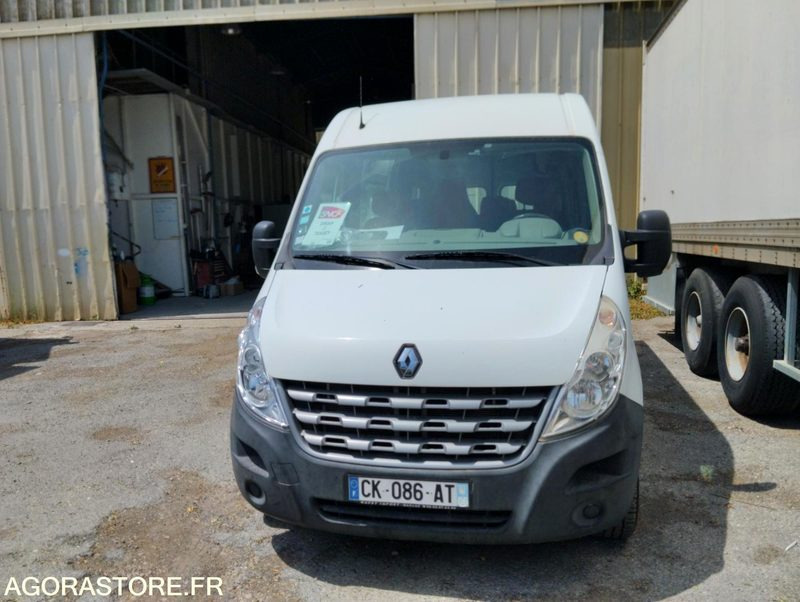 RENAULT MASTER N°122143 - Kleinbus, Personentransporter: das Bild 1 RENAULT MASTER N°122143 - Kleinbus, Personentransporter: das Bild 1