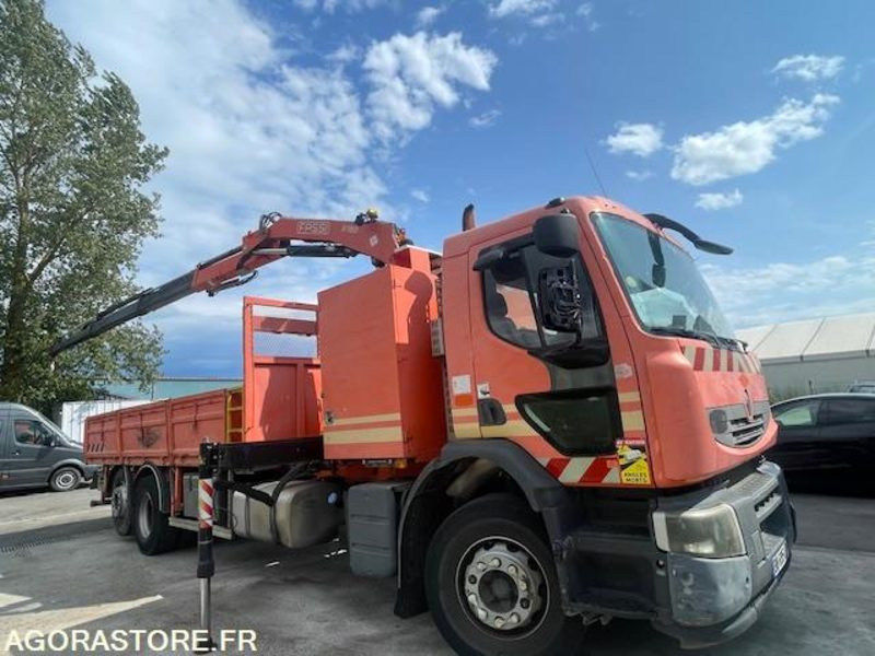 RENAULT PREMIUM LANDER 430.26 - PLATEAU GRUE - GRUE FASSI F150 + RADIO - 2011 - Pritsche LKW, Autokran: das Bild 1 RENAULT PREMIUM LANDER 430.26 - PLATEAU GRUE - GRUE FASSI F150 + RADIO - 2011 - Pritsche LKW, Autokran: das Bild 1
