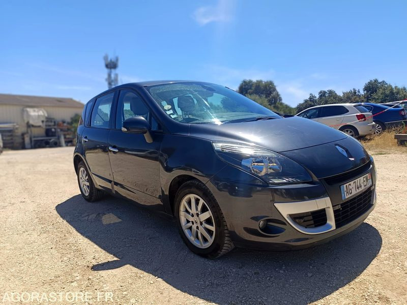 RENAULT SCENIC III 1.5 DCI 110CV - 2009 - 155000KMS - PKW: das Bild 4 RENAULT SCENIC III 1.5 DCI 110CV - 2009 - 155000KMS - PKW: das Bild 4