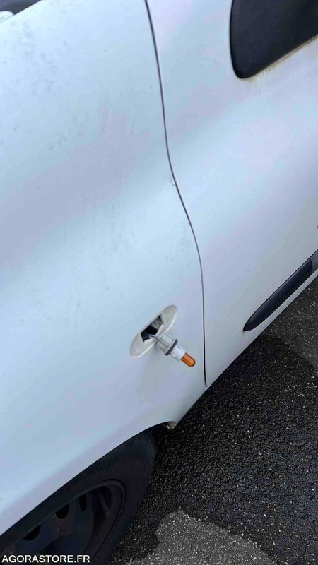 PKW Renault Clio - 2006 - 163200kms - FZ-228-PM: das Bild 10