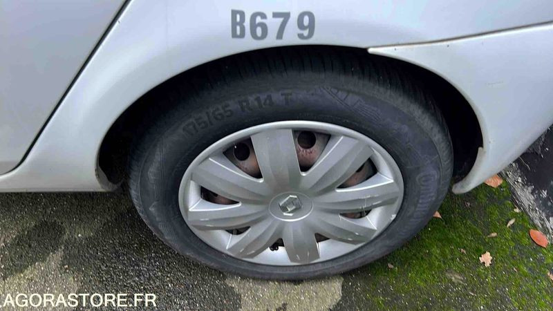 PKW Renault Clio - 2006 - 163200kms - FZ-228-PM: das Bild 11