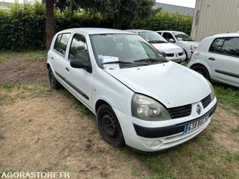 Renault Clio - 638BGC57 - PKW: das Bild 1 Renault Clio - 638BGC57 - PKW: das Bild 1