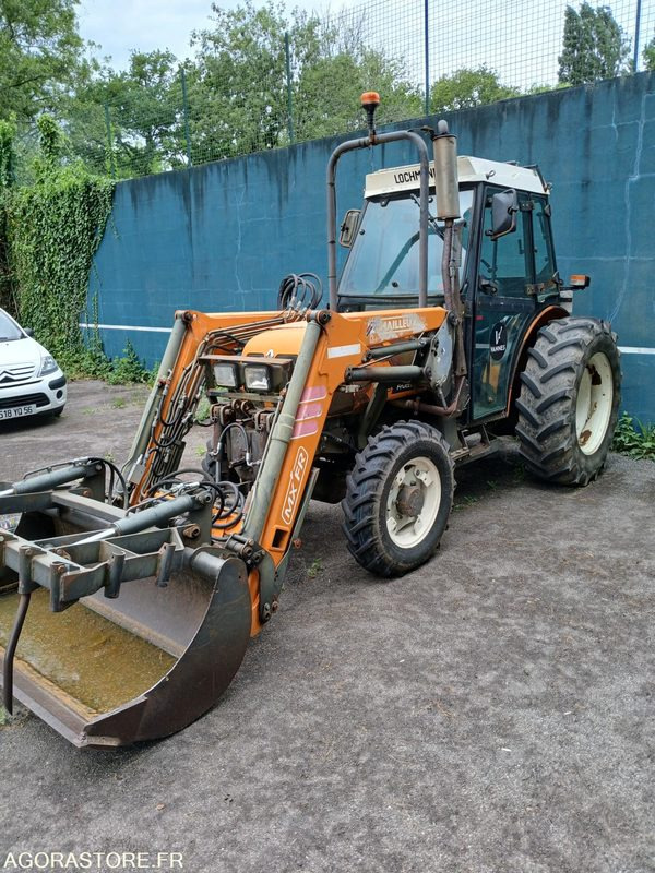 Renault Fructus (63003) - Traktor: das Bild 1 Renault Fructus (63003) - Traktor: das Bild 1