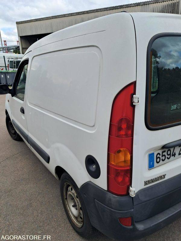 Renault Kangoo 6594ZH42 - Kleintransporter: das Bild 2 Renault Kangoo 6594ZH42 - Kleintransporter: das Bild 2