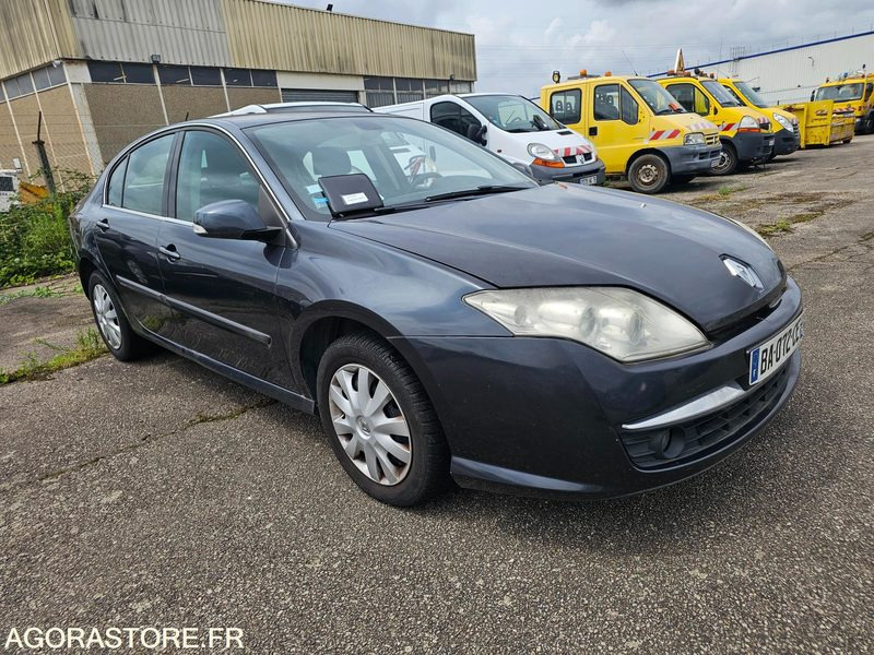Renault Laguna - 2010 - 204196km - BA072CE - PKW: das Bild 2 Renault Laguna - 2010 - 204196km - BA072CE - PKW: das Bild 2