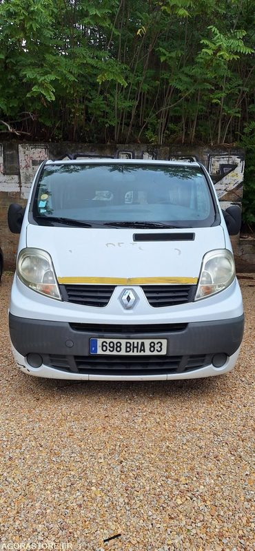 Renault Trafic - 2006 - 130000 - Kleinbus, Personentransporter: das Bild 2 Renault Trafic - 2006 - 130000 - Kleinbus, Personentransporter: das Bild 2