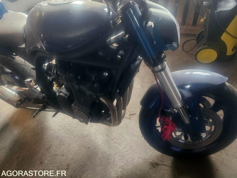 SUZUKI GSF 650 SANS CG VENTE POUR PIECE - Motorrad: das Bild 4 SUZUKI GSF 650 SANS CG VENTE POUR PIECE - Motorrad: das Bild 4