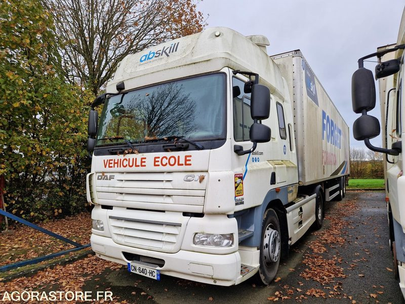 Tracteur DAF CF 85.360 - 2012 -193474 Kms -CN640HC - Sattelzugmaschine: das Bild 1 Tracteur DAF CF 85.360 - 2012 -193474 Kms -CN640HC - Sattelzugmaschine: das Bild 1
