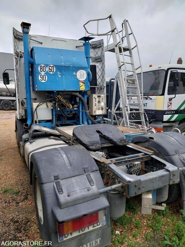 Tracteur RENAULT 420 ADR avec pompe 2002 (544000Km) Roulant EXPORT UNIQUEMENT - Sattelzugmaschine: das Bild 3 Tracteur RENAULT 420 ADR avec pompe 2002 (544000Km) Roulant EXPORT UNIQUEMENT - Sattelzugmaschine: das Bild 3
