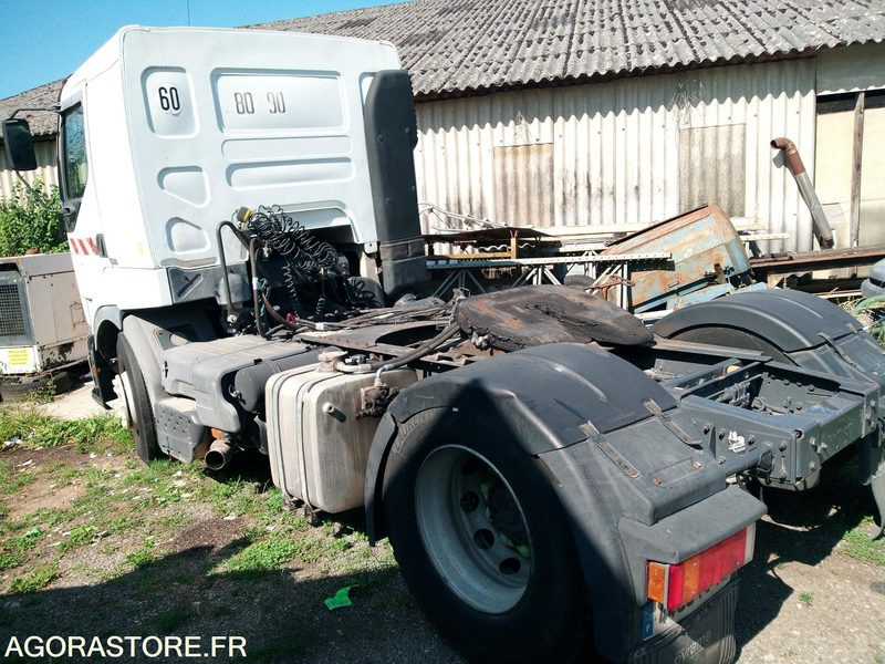 Tracteur Renault 420DCI - Sattelzugmaschine: das Bild 5 Tracteur Renault 420DCI - Sattelzugmaschine: das Bild 5