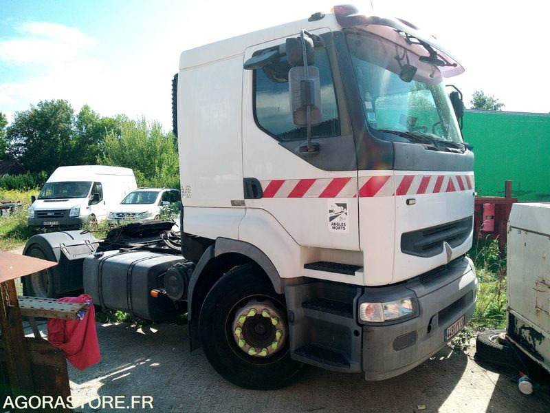 Tracteur Renault 420DCI - Sattelzugmaschine: das Bild 3 Tracteur Renault 420DCI - Sattelzugmaschine: das Bild 3