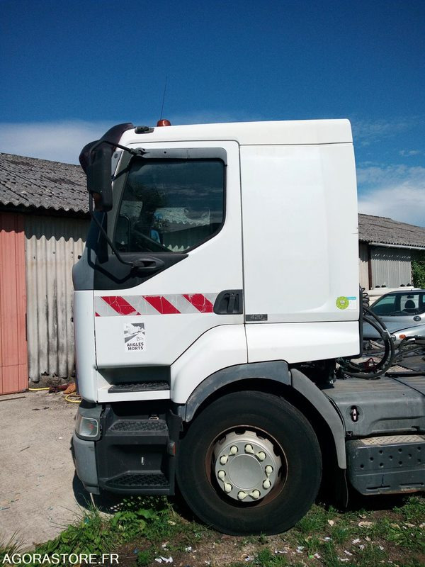 Tracteur Renault 420DCI - Sattelzugmaschine: das Bild 2 Tracteur Renault 420DCI - Sattelzugmaschine: das Bild 2