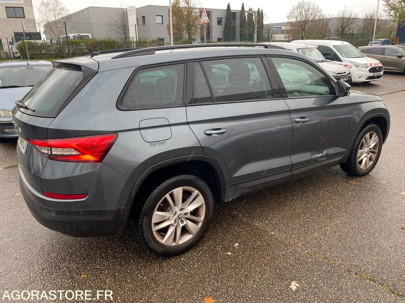 Skoda Kodiaq 2.0 TDI 16V 4x2 DSG7 150 cv Boîte auto - 2020 - 280750km - SUV/ Geländewagen: das Bild 2 Skoda Kodiaq 2.0 TDI 16V 4x2 DSG7 150 cv Boîte auto - 2020 - 280750km - SUV/ Geländewagen: das Bild 2