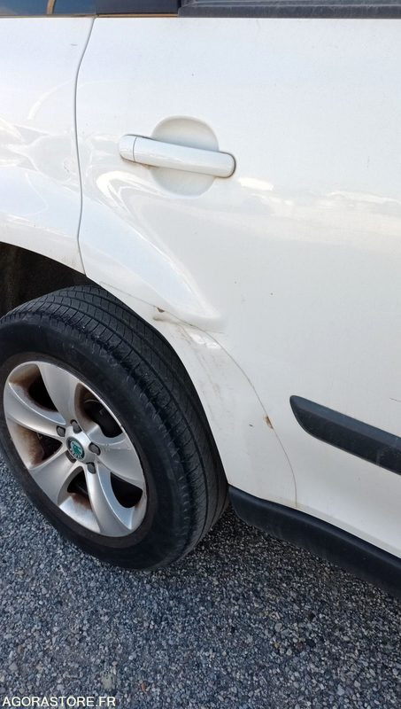 Skoda Yeti - 2012 - 277831kms - CK-397-AE - SUV/ Geländewagen: das Bild 5 Skoda Yeti - 2012 - 277831kms - CK-397-AE - SUV/ Geländewagen: das Bild 5