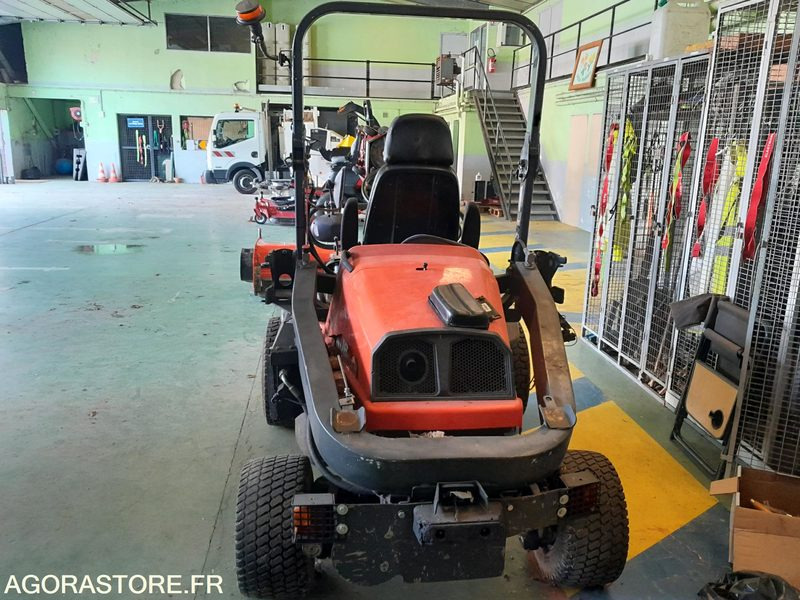 TONDEUSE KUBOTA F3680 DE 2012 - Rasenmäher: das Bild 2 TONDEUSE KUBOTA F3680 DE 2012 - Rasenmäher: das Bild 2