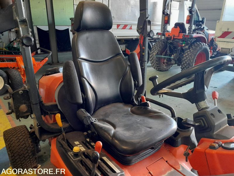 TONDEUSE KUBOTA F3680 DE 2012 - Rasenmäher: das Bild 5 TONDEUSE KUBOTA F3680 DE 2012 - Rasenmäher: das Bild 5