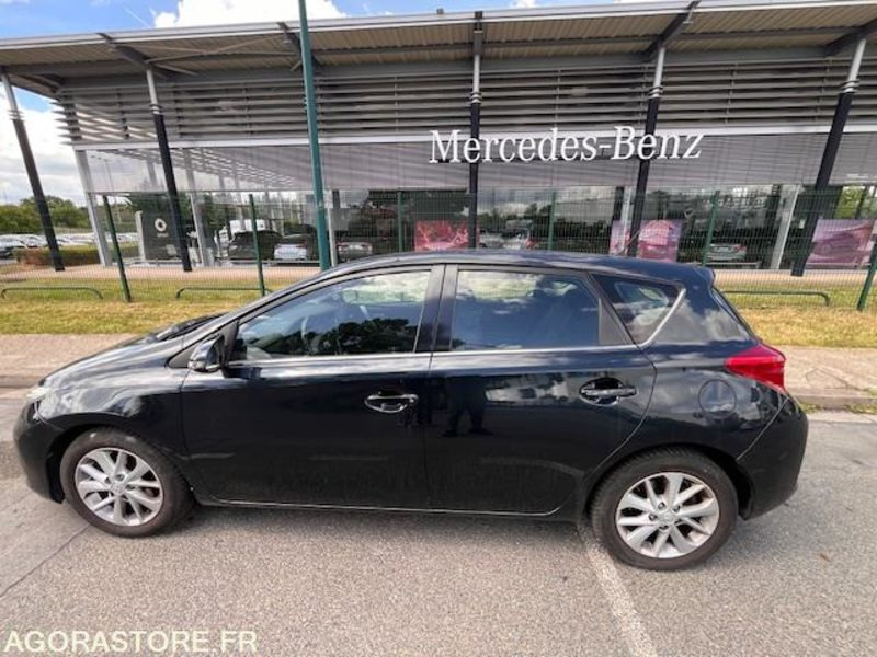 TOYOTA AURIS 90 D 4D - PKW: das Bild 3 TOYOTA AURIS 90 D 4D - PKW: das Bild 3