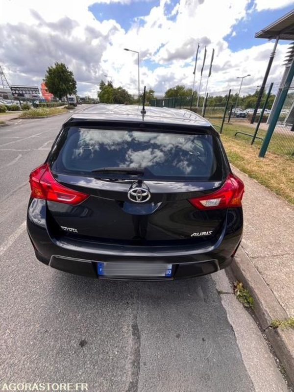 TOYOTA AURIS 90 D 4D - PKW: das Bild 4 TOYOTA AURIS 90 D 4D - PKW: das Bild 4
