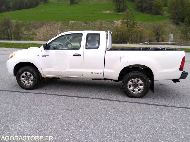 TOYOTA HILUX - Kipper Transporter: das Bild 4 TOYOTA HILUX - Kipper Transporter: das Bild 4