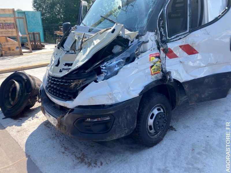 IVECO DAILY 50C18 NACELLE VERSALIFT - Transporter: das Bild 5 IVECO DAILY 50C18 NACELLE VERSALIFT - Transporter: das Bild 5