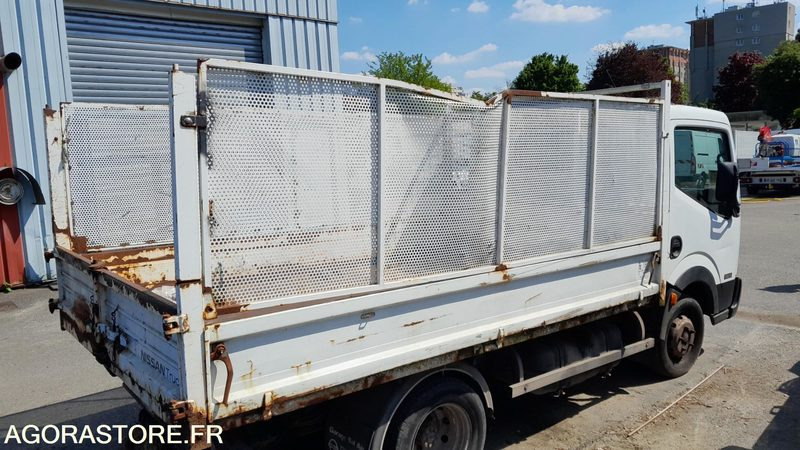 NISSAN CABSTAR DE 2007 AVEC PLATEAU 84220 KLM AVEC CONTREVISITE - Transporter: das Bild 4 NISSAN CABSTAR DE 2007 AVEC PLATEAU 84220 KLM AVEC CONTREVISITE - Transporter: das Bild 4