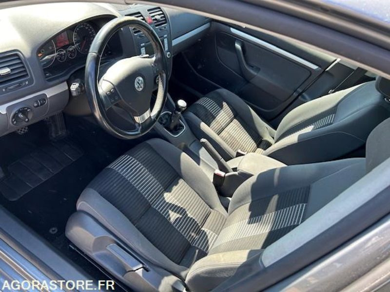VOLKSWAGEN GOLF - 2008 / 211200 KM - PKW: das Bild 5 VOLKSWAGEN GOLF - 2008 / 211200 KM - PKW: das Bild 5