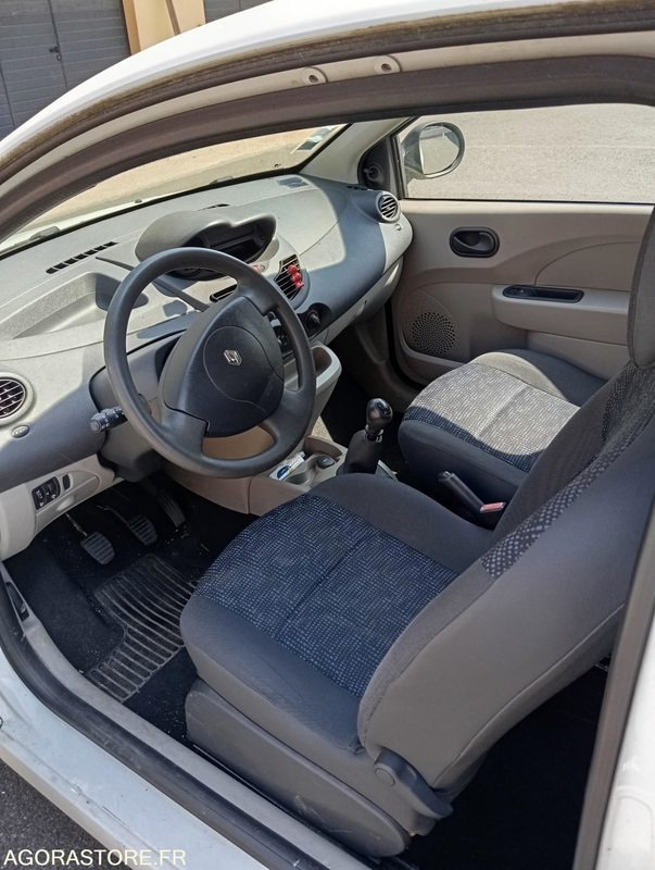 Renault twingo - PKW: das Bild 3 Renault twingo - PKW: das Bild 3