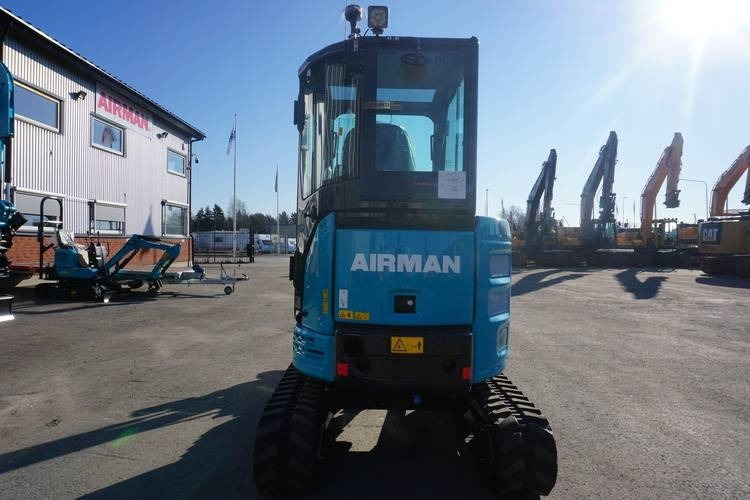 Airman AX26U-7 *Uthyres* - Minibagger: das Bild 2 Airman AX26U-7 *Uthyres* - Minibagger: das Bild 2