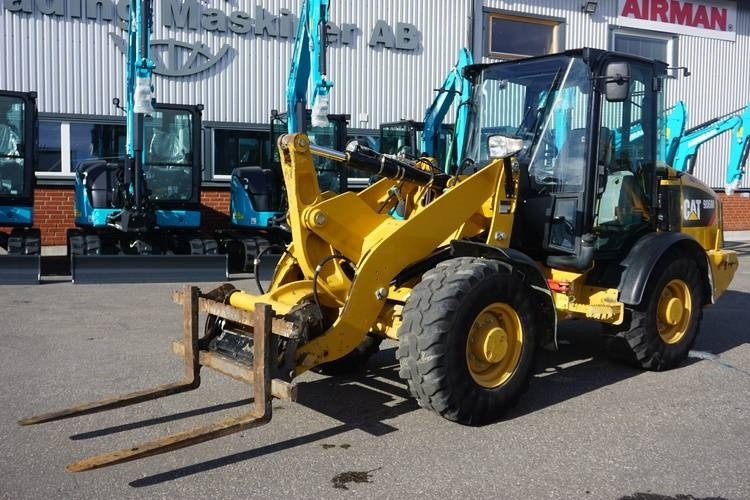 CAT 906M *Uthyres* - Radlader: das Bild 1 CAT 906M *Uthyres* - Radlader: das Bild 1