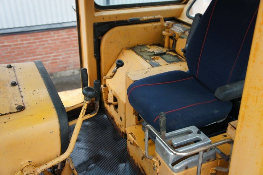Komatsu D155A-1 - Bulldozer: das Bild 3 Komatsu D155A-1 - Bulldozer: das Bild 3