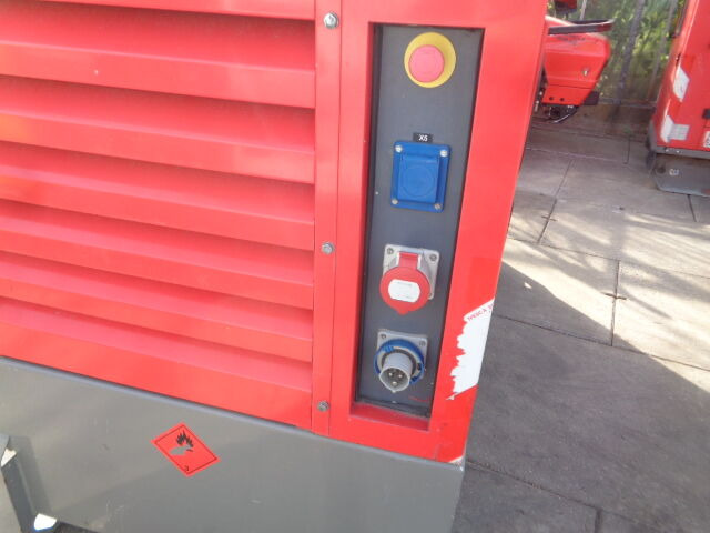 Atlas Copco QAS30 - Stromgenerator: das Bild 4 Atlas Copco QAS30 - Stromgenerator: das Bild 4