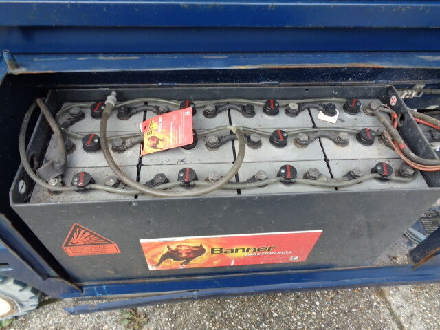 Diversen S171-16 PB S171-16 - Scherenbühne: das Bild 4 Diversen S171-16 PB S171-16 - Scherenbühne: das Bild 4