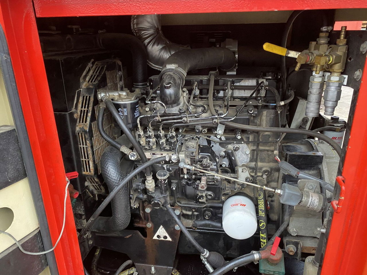 Doosan G40 - Stromgenerator: das Bild 4 Doosan G40 - Stromgenerator: das Bild 4