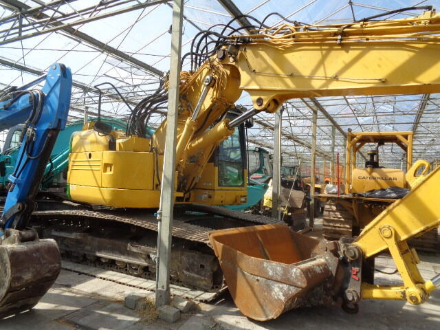 Kettenbagger Komatsu PC228uslc-8: das Bild 24
