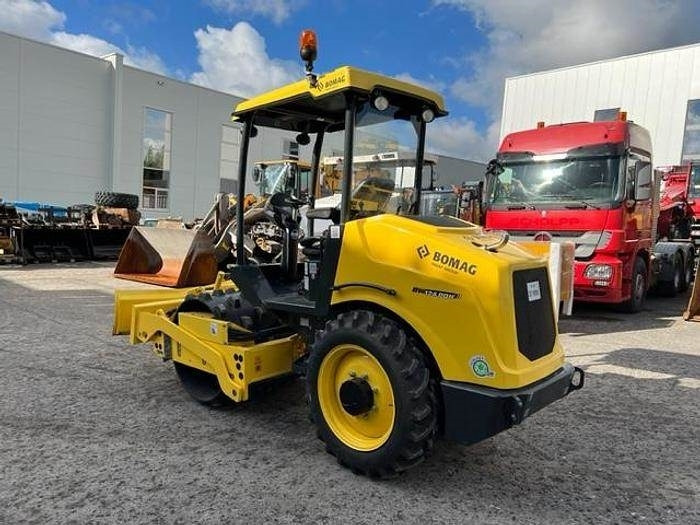Bomag BW 124 PDH-5 - Walzenzug: das Bild 4 Bomag BW 124 PDH-5 - Walzenzug: das Bild 4