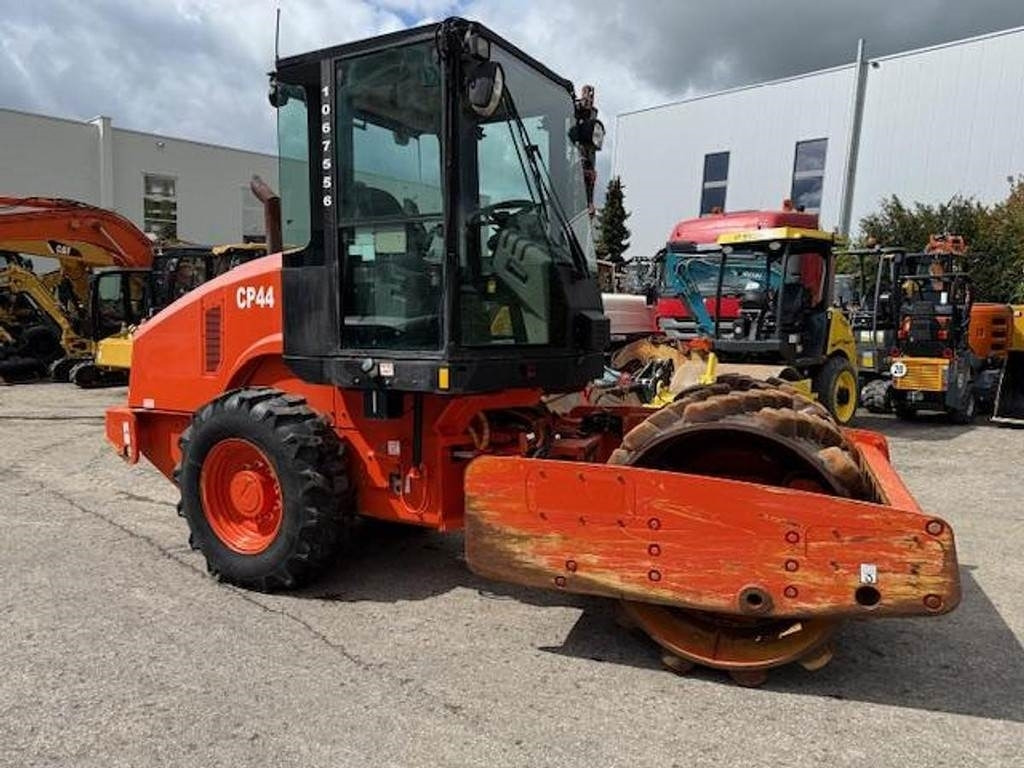 CAT CP44 - Walzenzug: das Bild 4 CAT CP44 - Walzenzug: das Bild 4