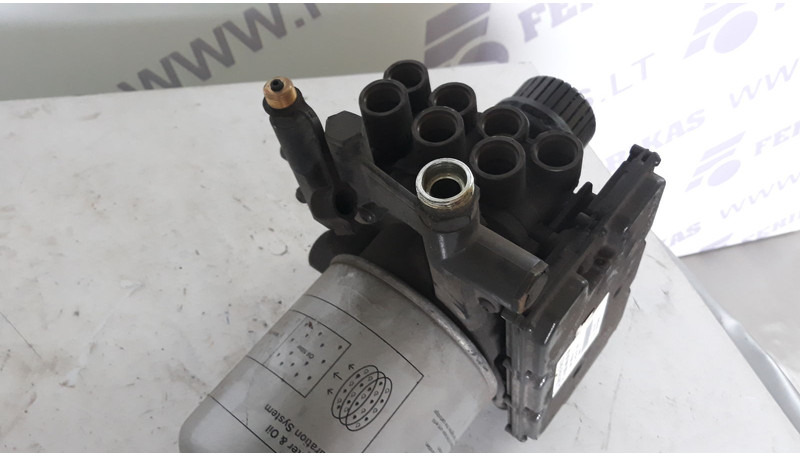 Mercedes-Benz MP4 EBS brake air dryer - Ersatzteile für LKW: das Bild 4 Mercedes-Benz MP4 EBS brake air dryer - Ersatzteile für LKW: das Bild 4