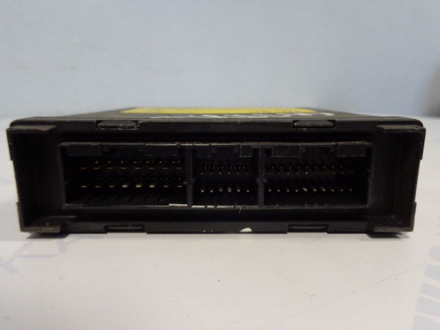 Iveco Multiplex System:Cabin Module ROBERT BOSCH GmbH - Steuergerät für LKW: das Bild 2 Iveco Multiplex System:Cabin Module ROBERT BOSCH GmbH - Steuergerät für LKW: das Bild 2