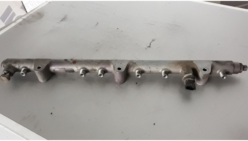 MAN Common rail - Kraftstoffaufbereitung/ Kraftstoffförderung für LKW: das Bild 1 MAN Common rail - Kraftstoffaufbereitung/ Kraftstoffförderung für LKW: das Bild 1