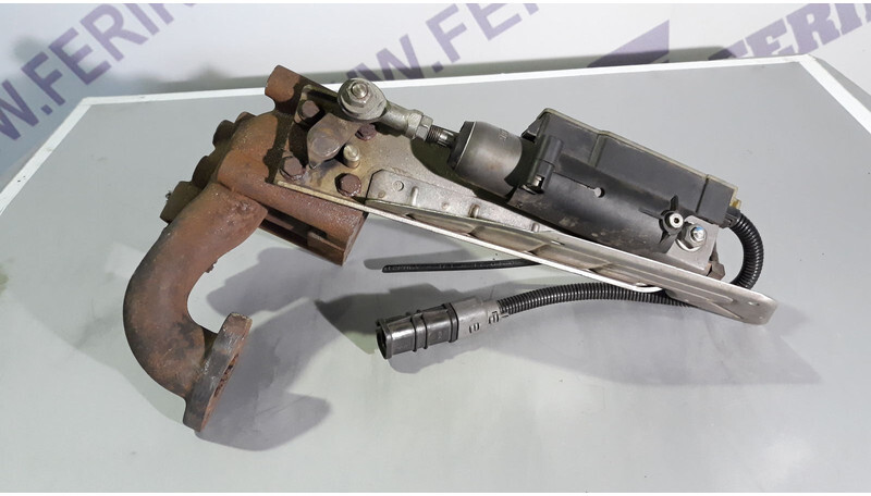 MAN EGR blocking flap - Motor und Teile für LKW: das Bild 1 MAN EGR blocking flap - Motor und Teile für LKW: das Bild 1