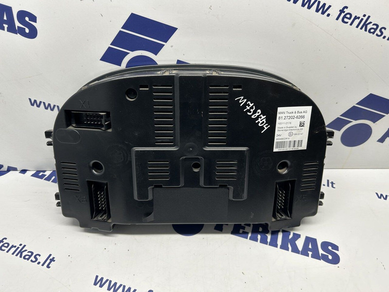 MAN instrument cluster, dashboard UK version - Armaturenbrett für LKW: das Bild 2 MAN instrument cluster, dashboard UK version - Armaturenbrett für LKW: das Bild 2