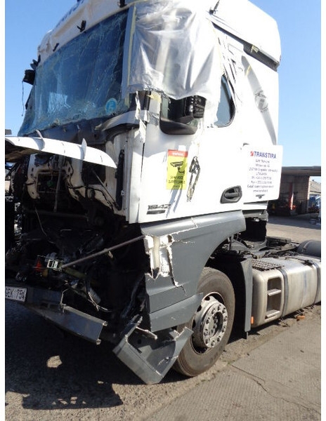Mercedes-Benz MB Actros MP4 engine OM471LA Euro 5 - Motor für LKW: das Bild 4 Mercedes-Benz MB Actros MP4 engine OM471LA Euro 5 - Motor für LKW: das Bild 4