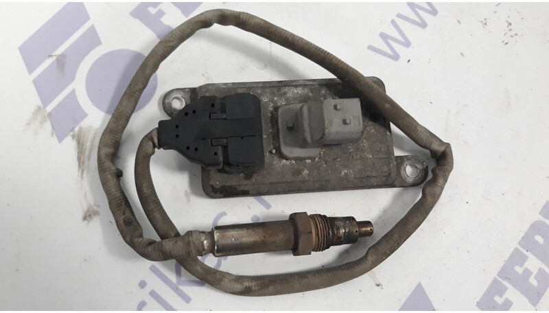 Mercedes-Benz NOX sensor - Sensor für LKW: das Bild 3 Mercedes-Benz NOX sensor - Sensor für LKW: das Bild 3